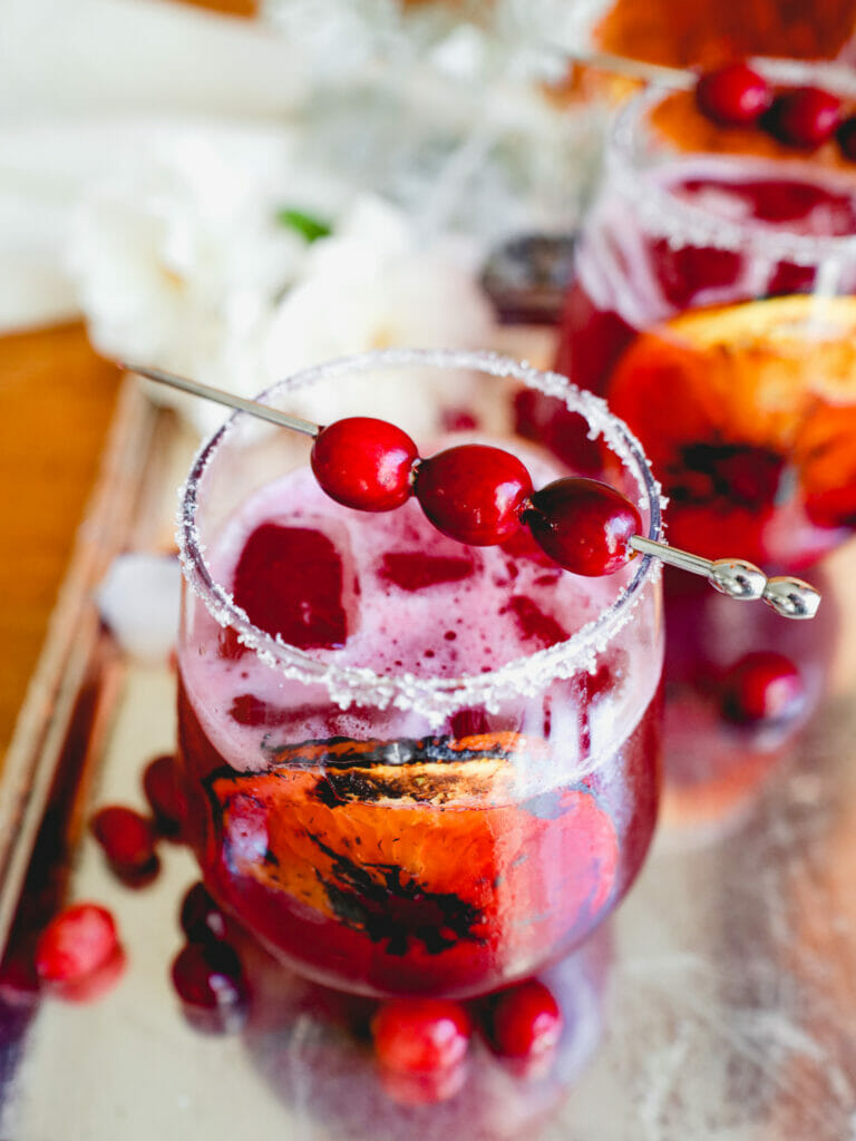 An Easy Cocktail Recipe for Holiday Parties