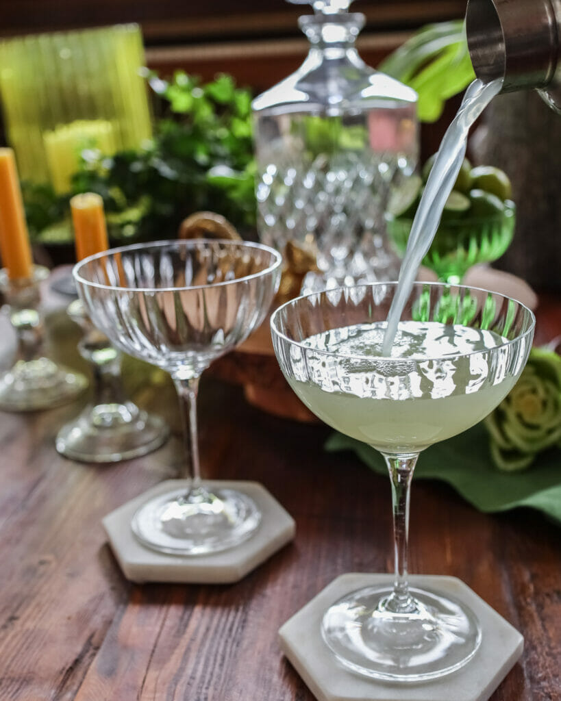 pouring gin cocktail - gin gimlet with celery recipe