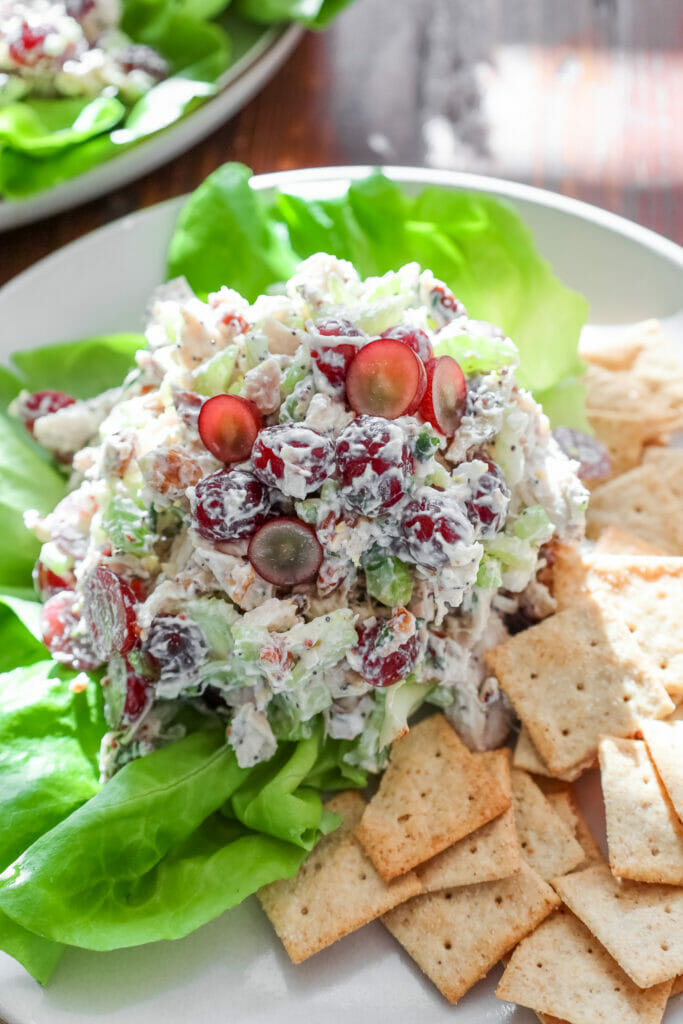 Chicken salad with crackers